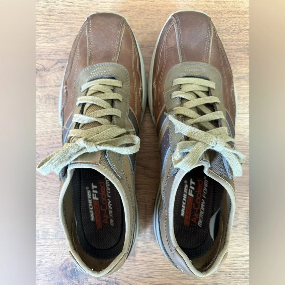 SKECHERS Men's Classic Fit Air-Cooled Memory Foam Brown and Tan Sneakers zs 13
